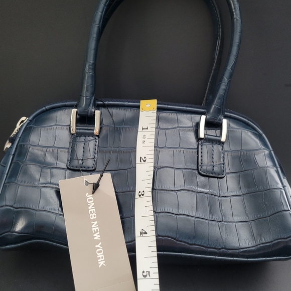Jones New York Navy Croc handbag - Picture 6 of 6
